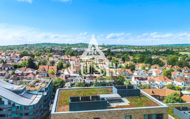 Lush Apartment - London Designer Outlet