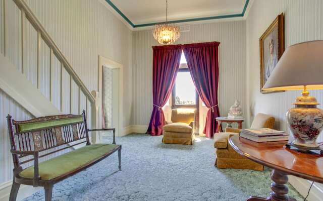Highton Manor