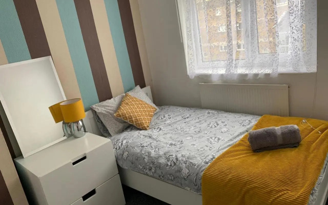 London budget Maisonette