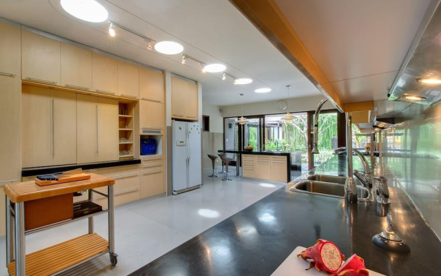 Majapahit Beach Villas By Nakula – Guest Rooms – Ketewel
