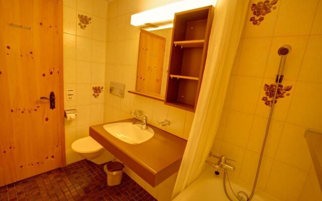 Chesa Munteratsch 1 1 2-Zimmerwohnung 204 Typ D