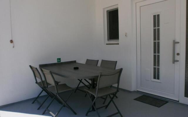 Apartments Bora