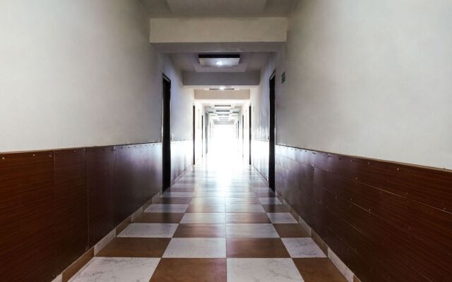 OYO 18895 Hotel Kartikay Grand
