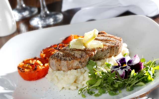 BEST WESTERN Brook Hotel