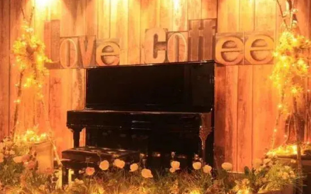 Taining Flower House B&B