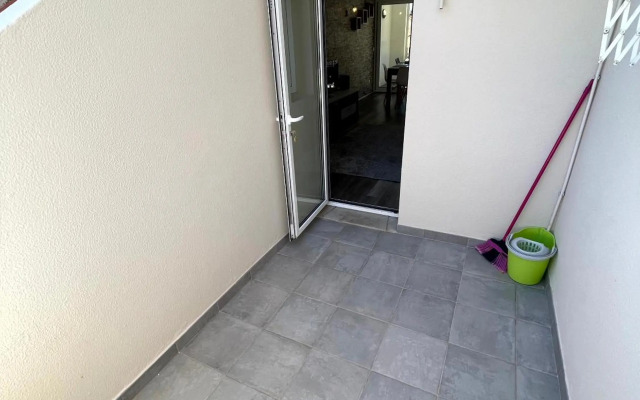 Marina Plaza - Apartments