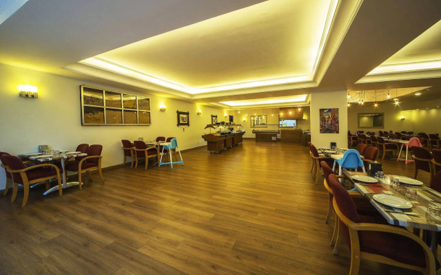 Sun Bay Park Hotel