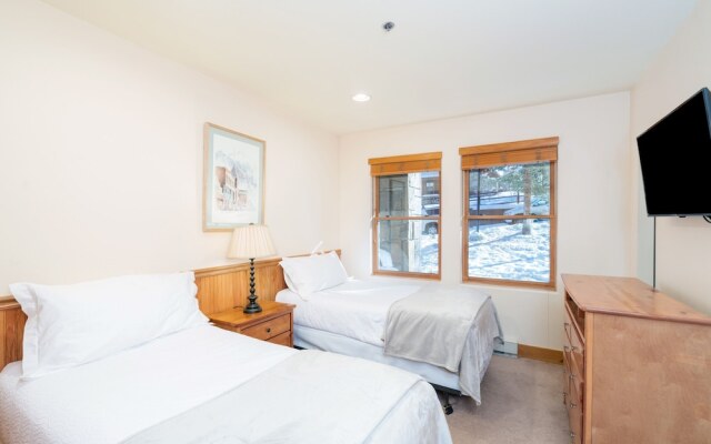 Bear Creek Lodge 208 2 Bedroom Condo by Alpine Lodging Telluride