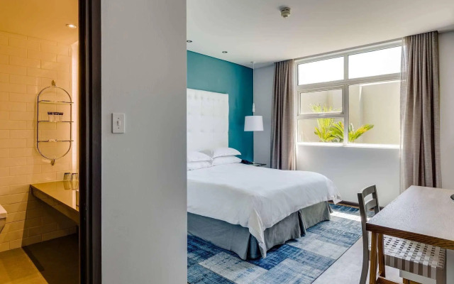 Protea Hotel by Marriott Cape Town Sea Point