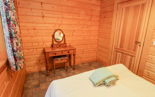 Chloe's Lodge