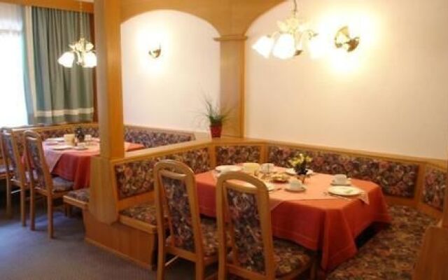 Intermontana Hotel Garni