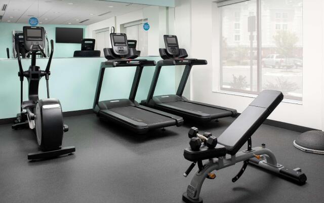 Tru by Hilton Charleston Ashley Phosphate