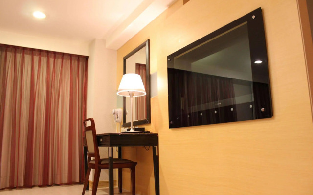 Shihzuwan Hotel - Kaohsiung Station