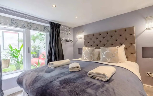 Swanky Apartment in Bethnal Green With Garden