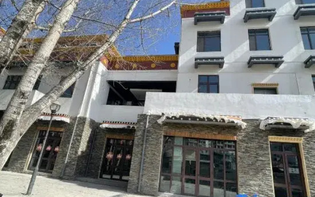 Xiaheshan Ancient Homestay (Cultural Plaza)