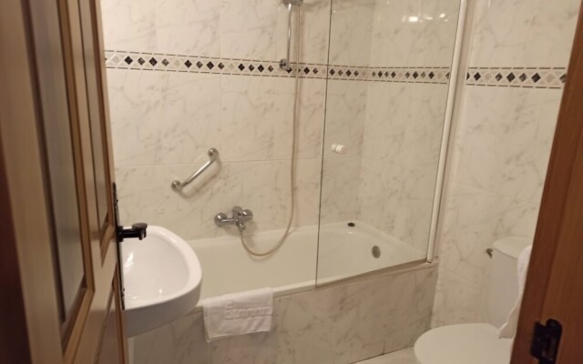 Hostal Santo Domingo de Silos