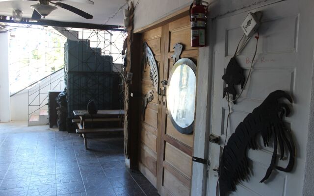 Bachelor Inn Hotel