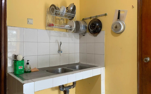 Spacious And Comfy 3Br At Kondominium Juanda Apartment