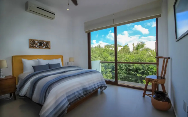 Luxury House Near Akumal Beach by Olahola