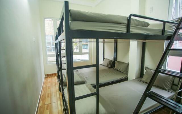 Spider Hostel