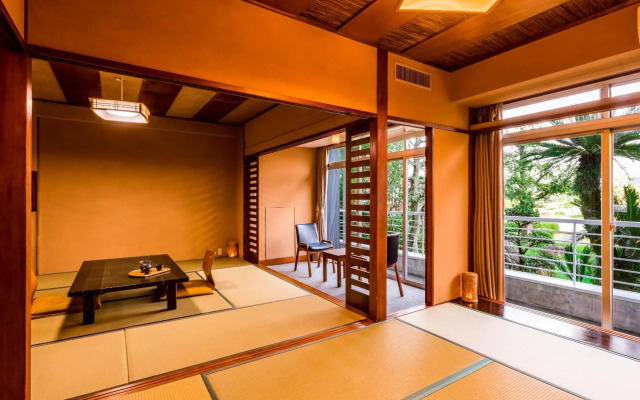 Ooedo Onsen Monogatari Premium Shirahama Saichoraku