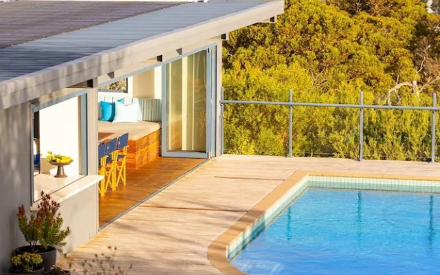 Martha s Peak Heated Pool Views