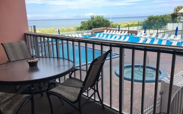 Reef Club 103