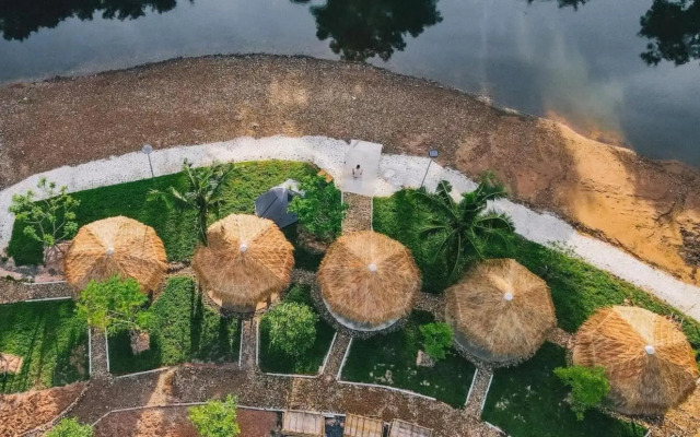 Wangyao Riverside Resort