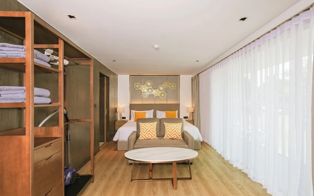 Studio in LaVita Condo in Rawai  2204