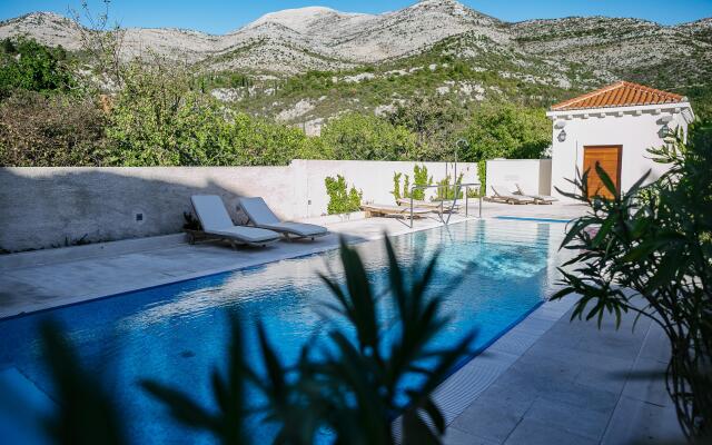 Villa Riva Apartments