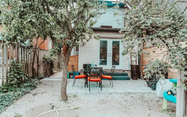 Charming Family House 3 Bdr with Balcony