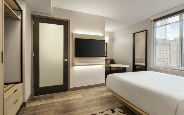 DoubleTree by Hilton New York Midtown Fifth Ave - Image 4