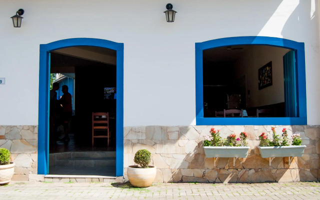 Refron du Mar Pousada Paraty B&B