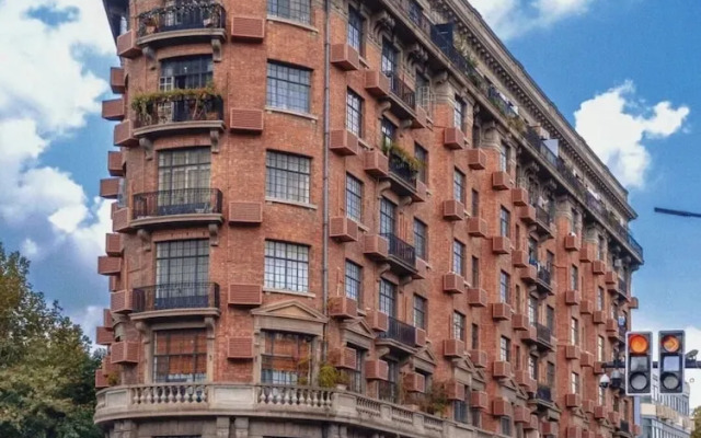 Tyms 2BR 2BA Apt Near MetroCity Line 1 9