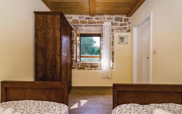 Awesome Home in Pridraga With Wifi and 3 Bedrooms