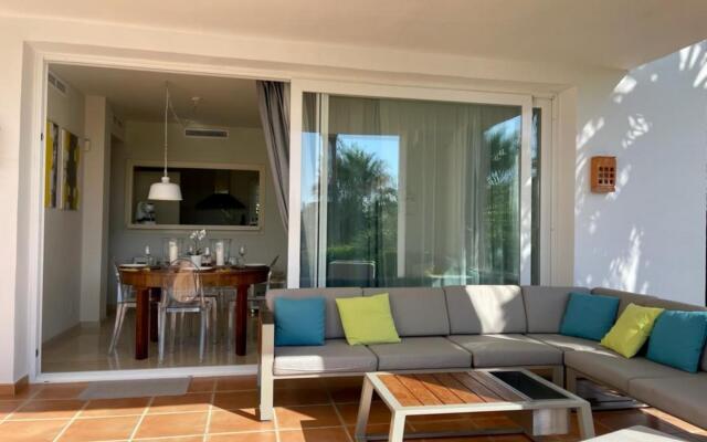 Al-401 Apartment in Alcazaba Lagoon