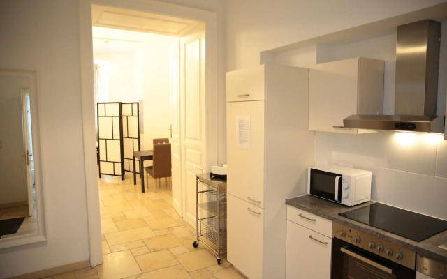 Heart of Vienna - City Apartment