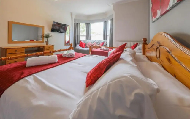 Clee Hotel