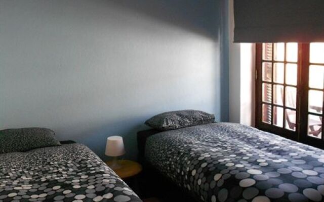 Surfing Inn Peniche - Hostel