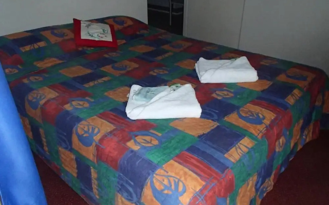 Y Motels Kingaroy