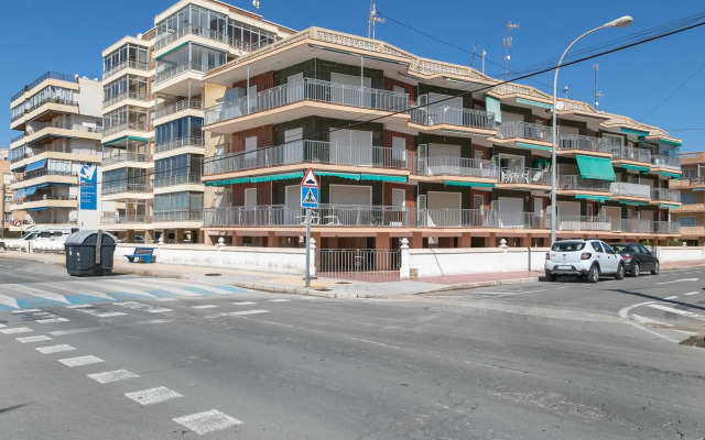 Apartment with stunning sea views