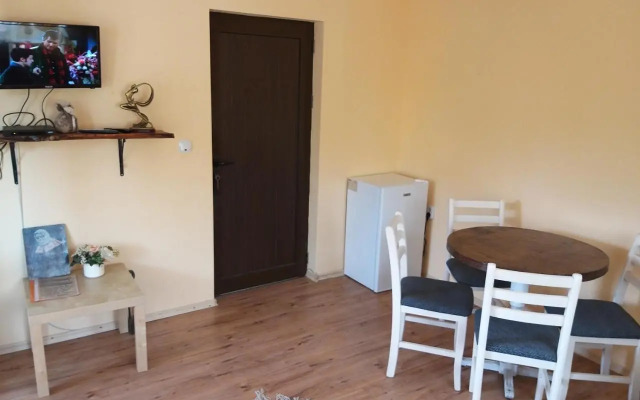 Kyshta za Gosti Tam Krai Rekata