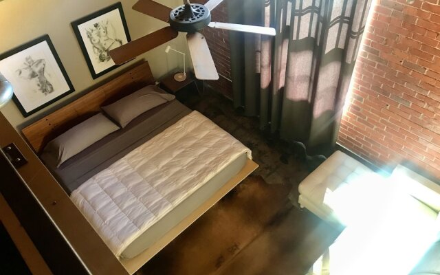 The Hangar Lofts Hotel