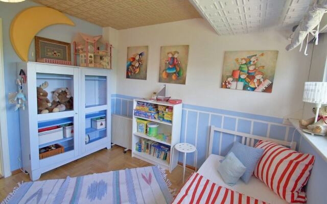 Ferienwohnung mit Terrasse und Privatsee