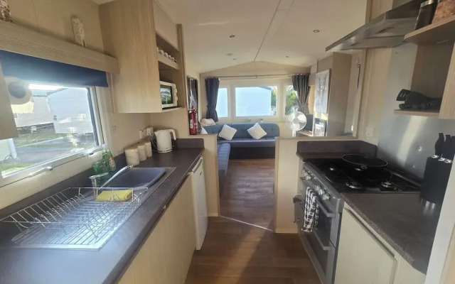 Robinhood 3 Bed Standard Caravan
