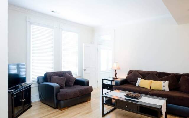 D022 2 Bedroom Apartment By Senstay