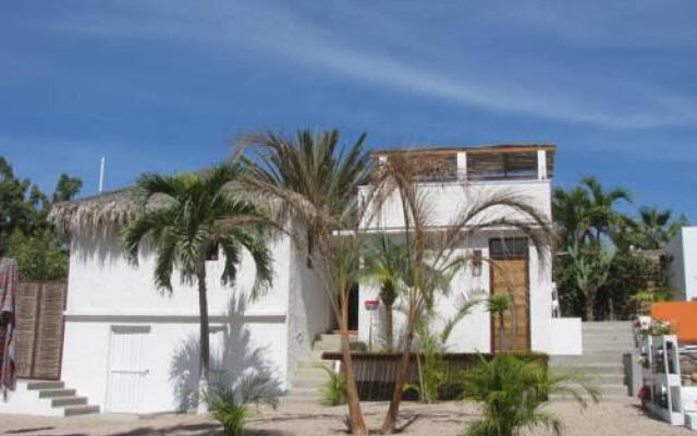 Hotel Perro Surfero Todos Santos