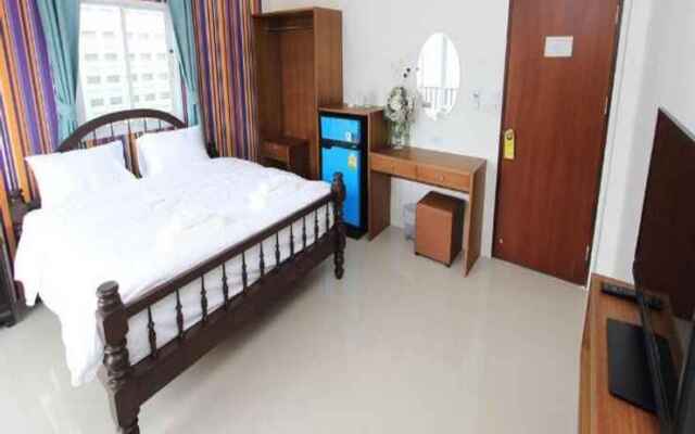 B Apartment
