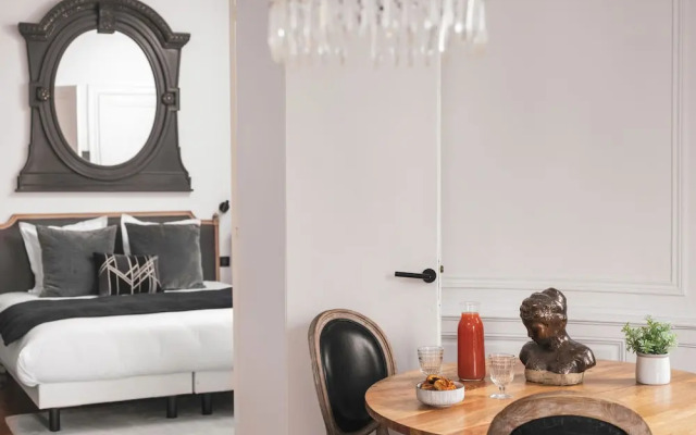 Appartements Place Royale - Maisons du Monde Hôtel & Suites