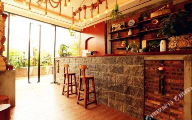 Shenzhen Busy Boss Boutique Inn